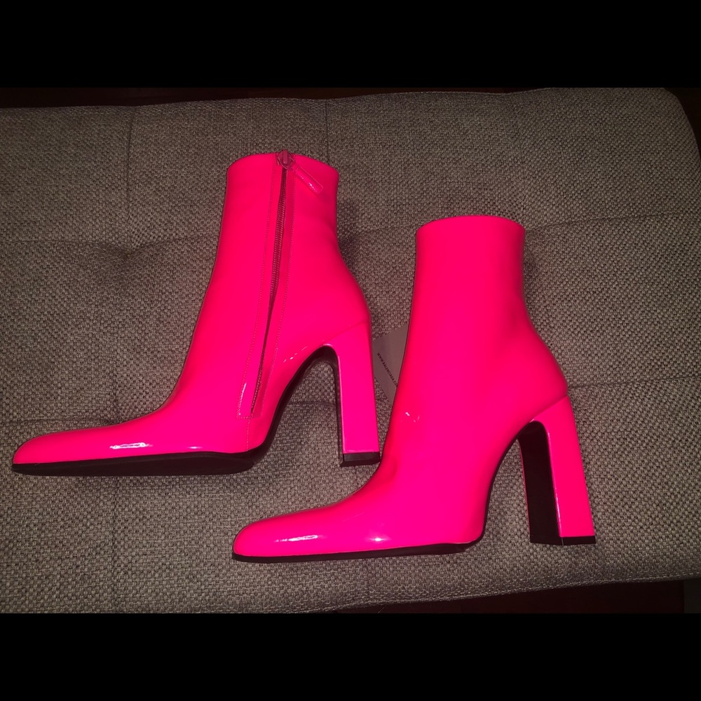 Balenciaga Pink Flou Glossy Patent Boots